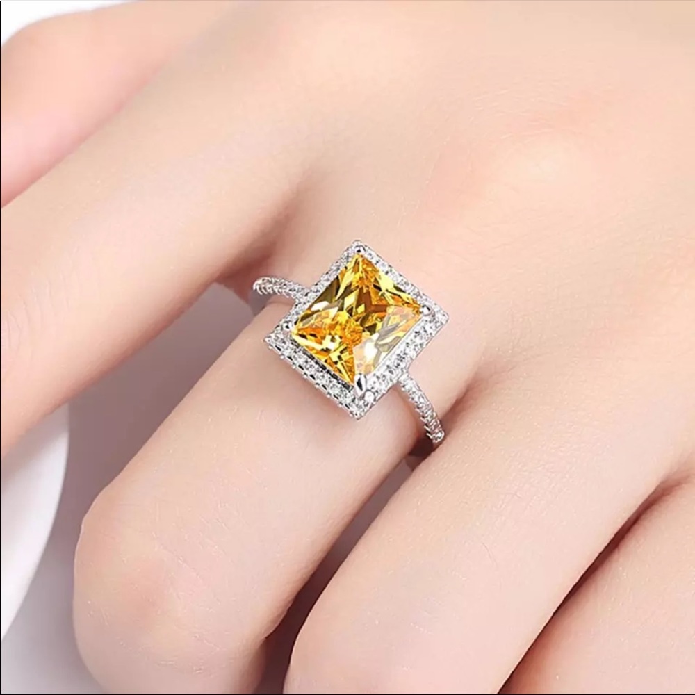 New 925 Sterling Silver Citrine Ring - Picture 3 of 3